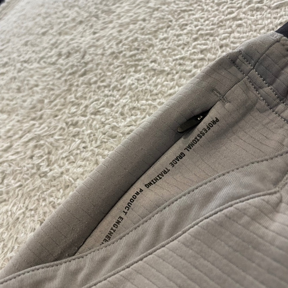 Nike Pro Dri-Fit Dry Tapered Training Pants Mens Small Gray Jogger BV5515-073 - Picture 4 of 16